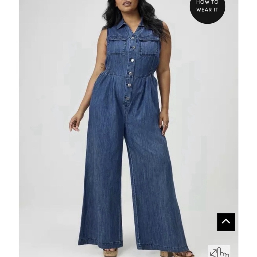 Torrid Women's Blue Denim Sleeveless Collared Button-Front Wide-Leg Jumpsuit 14